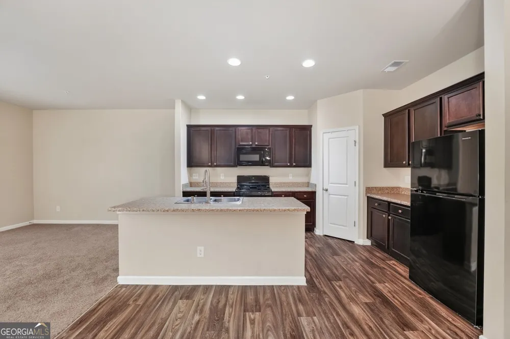 122 Oakview PSGE Canton, GA 30114