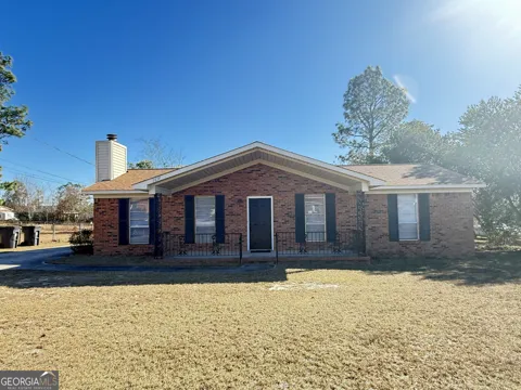 3859 Fairington DR