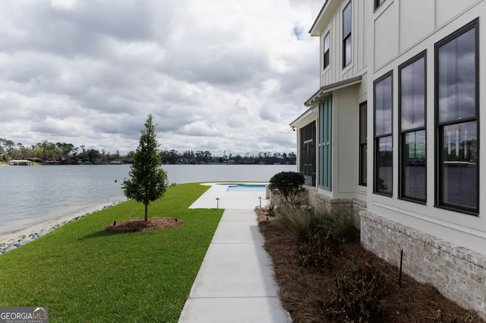 5909 Travis TRL Lake Park, GA 31636