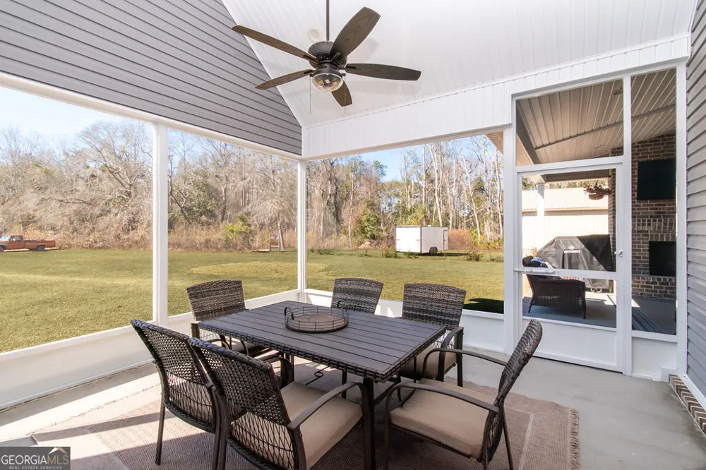 1355 Old Louisville RD Guyton, GA 31312