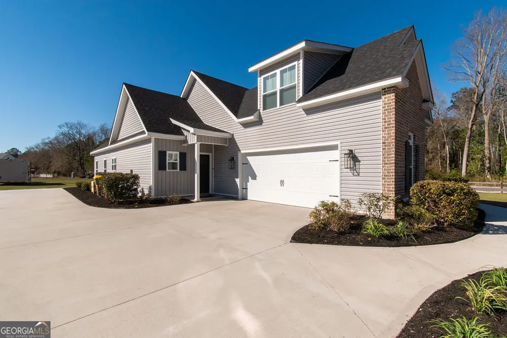 1355 Old Louisville RD Guyton, GA 31312