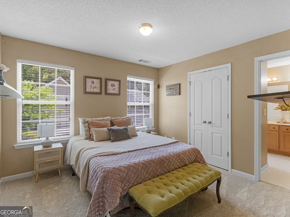 165 Brasch Park DR Grantville, GA 30220