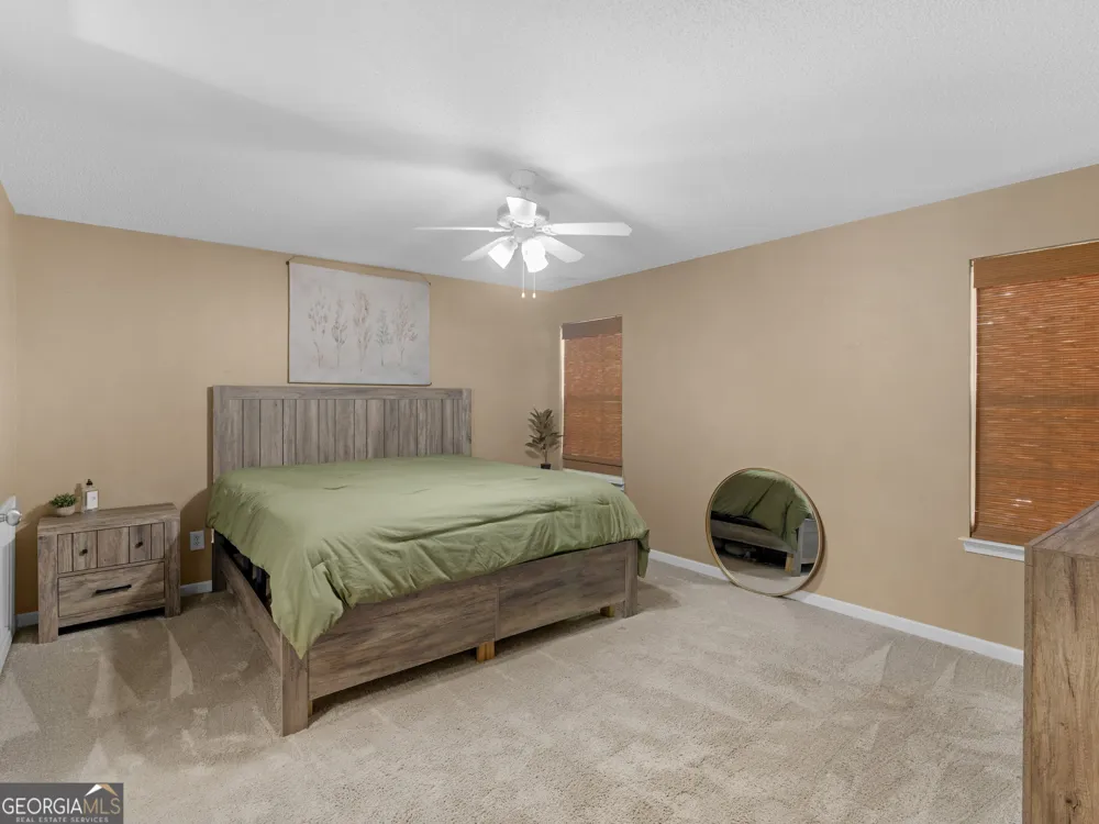 165 Brasch Park DR Grantville, GA 30220