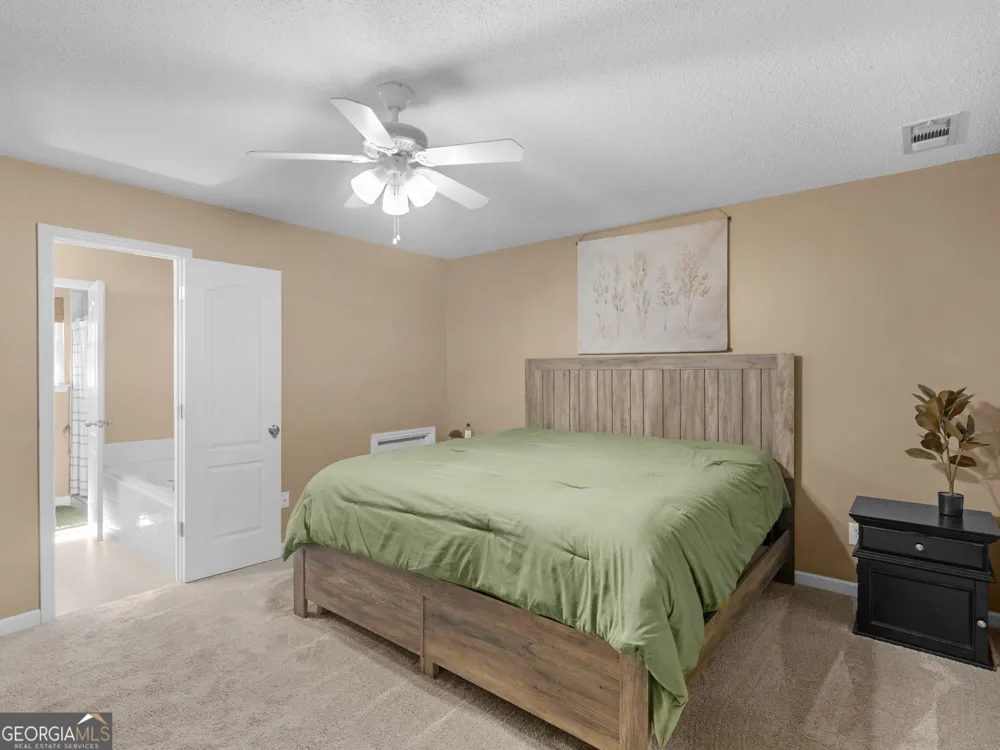 165 Brasch Park DR Grantville, GA 30220