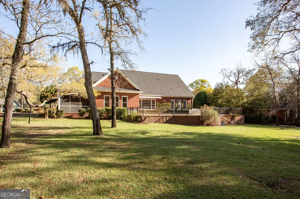 1473 N River Oaks DR Blackshear, GA 31516