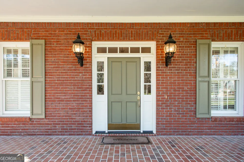 1473 N River Oaks DR Blackshear, GA 31516