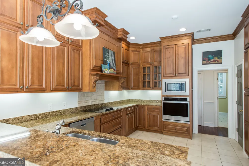 1473 N River Oaks DR Blackshear, GA 31516