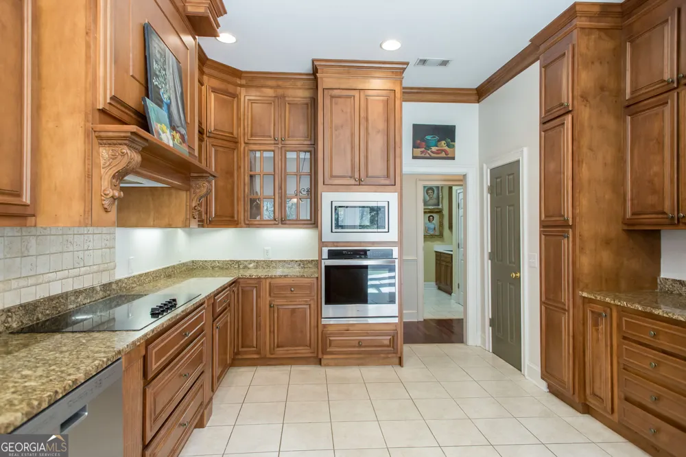 1473 N River Oaks DR Blackshear, GA 31516