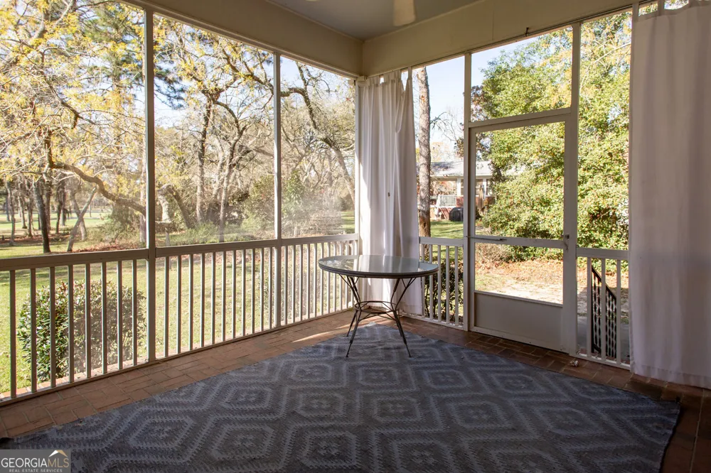 1473 N River Oaks DR Blackshear, GA 31516
