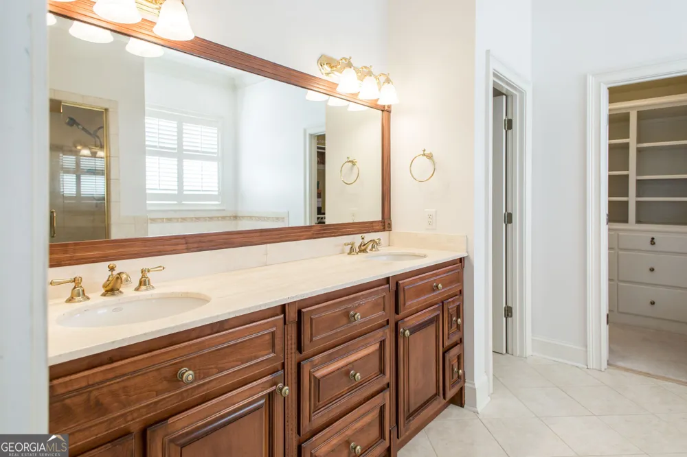 1473 N River Oaks DR Blackshear, GA 31516