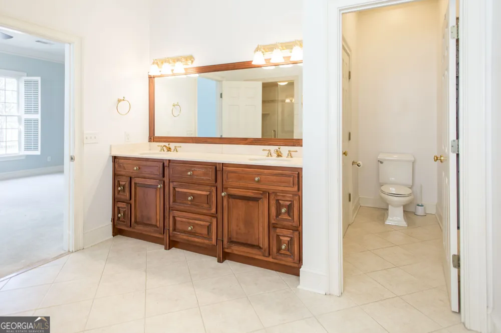 1473 N River Oaks DR Blackshear, GA 31516