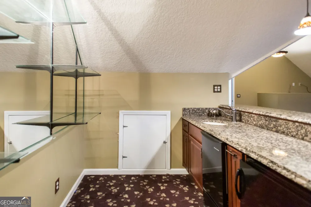 1473 N River Oaks DR Blackshear, GA 31516