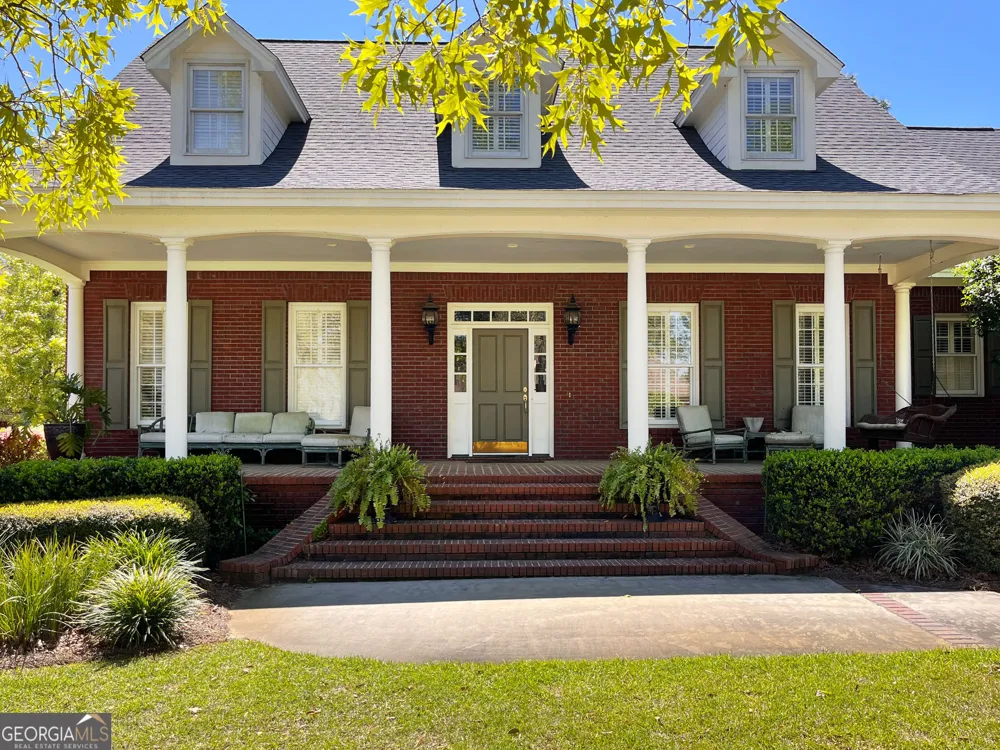 1473 N River Oaks DR Blackshear, GA 31516