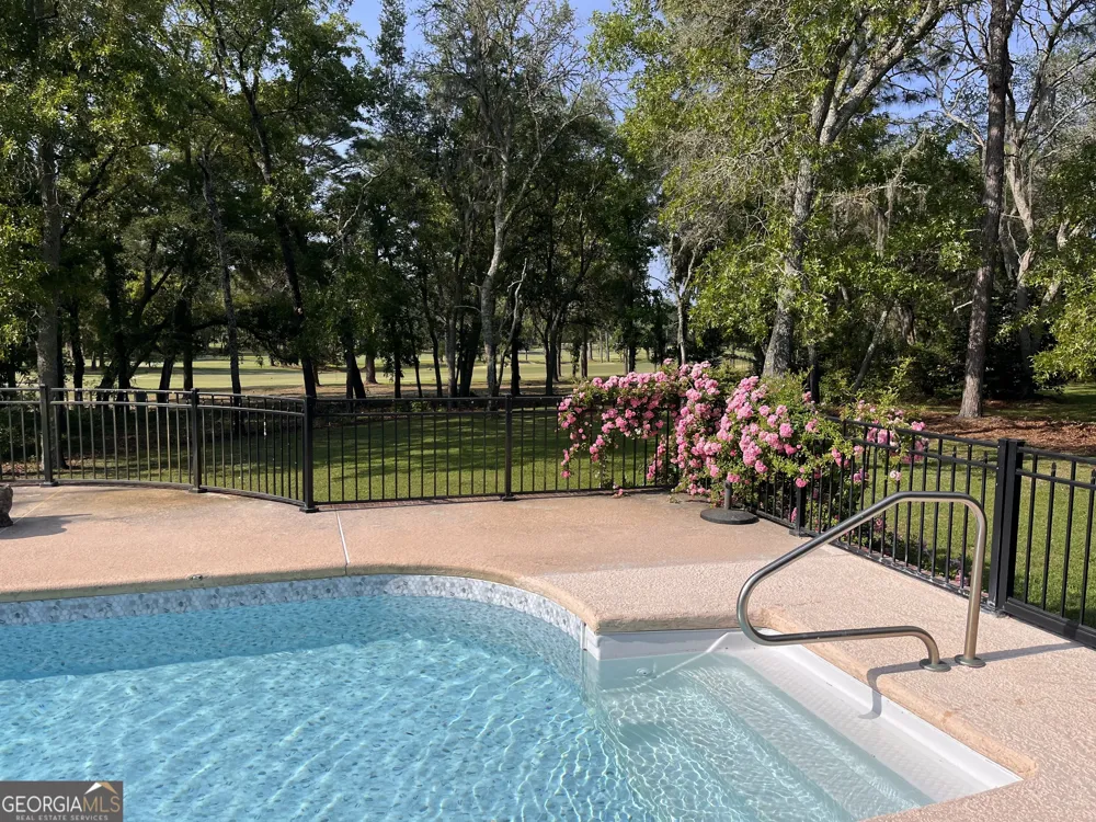 1473 N River Oaks DR Blackshear, GA 31516