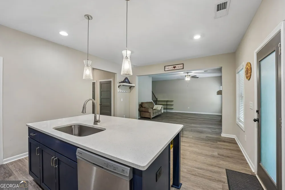 119 Landon DR Whitesburg, GA 30185