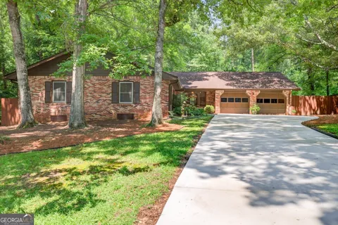 1249 Heritage Hills CIR