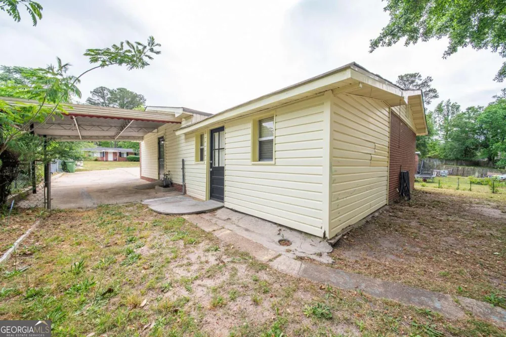 6040 Luna DR Columbus, GA 31907
