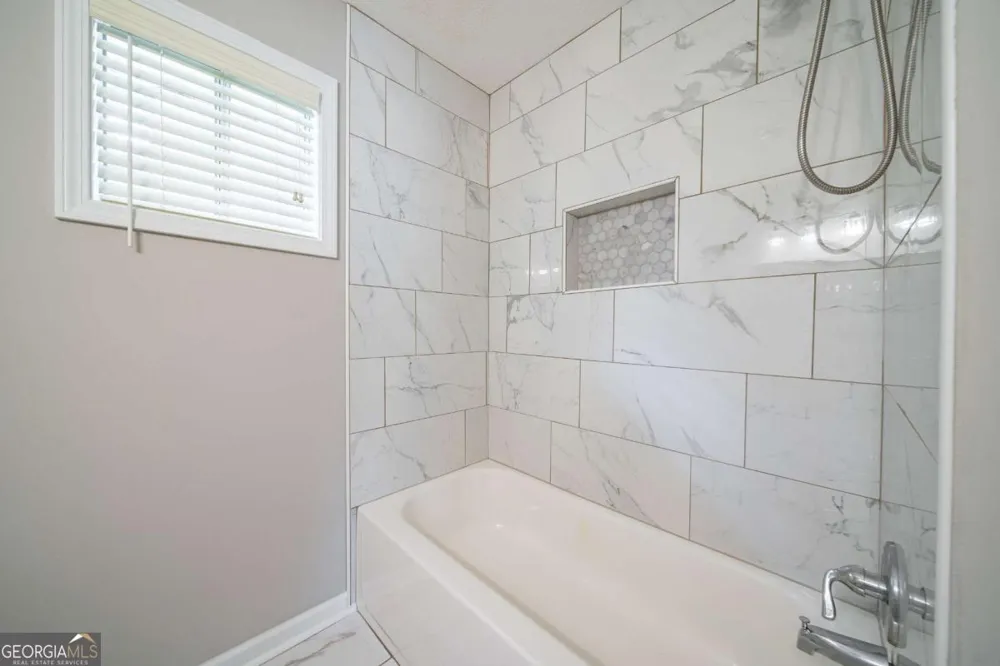 6040 Luna DR Columbus, GA 31907