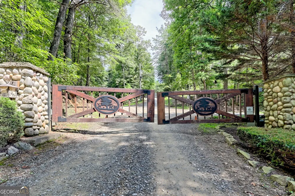 371 Wilderness Lake DR Murphy, NC 28906