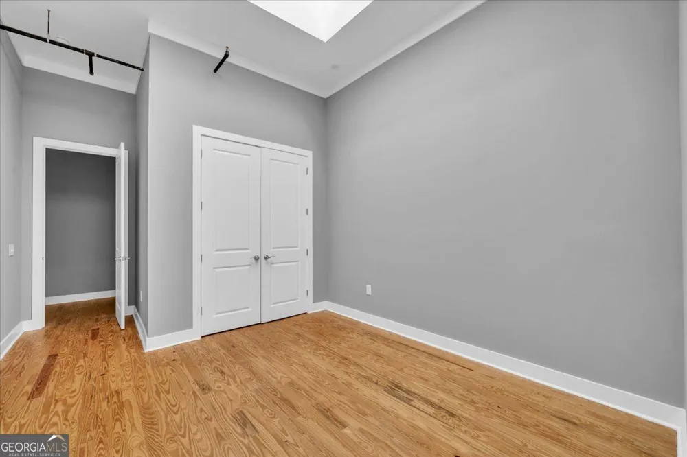 565 Poplar ST Macon, GA 31210
