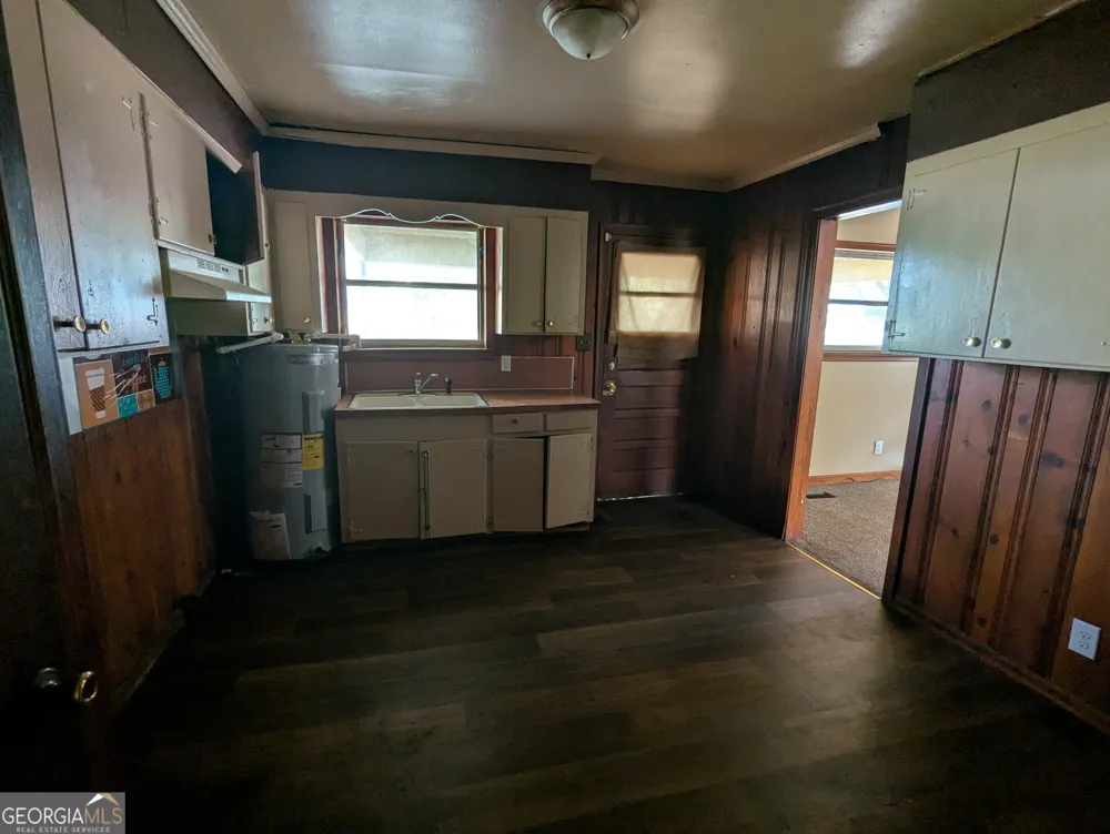 611 Whitney AVE Albany, GA 31701