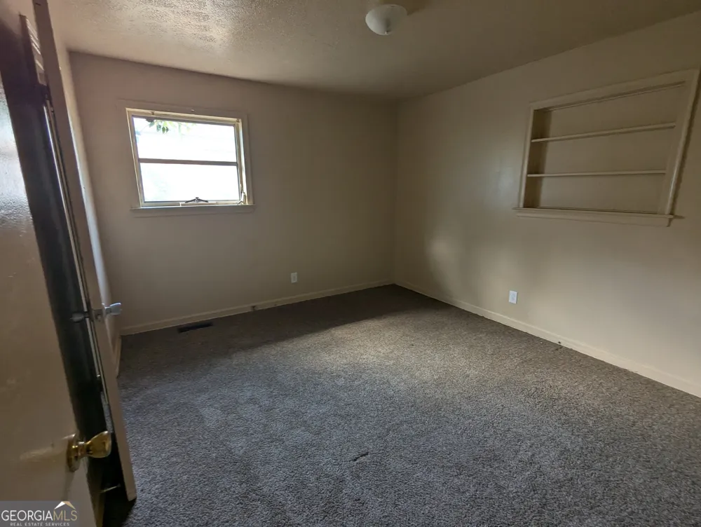 611 Whitney AVE Albany, GA 31701