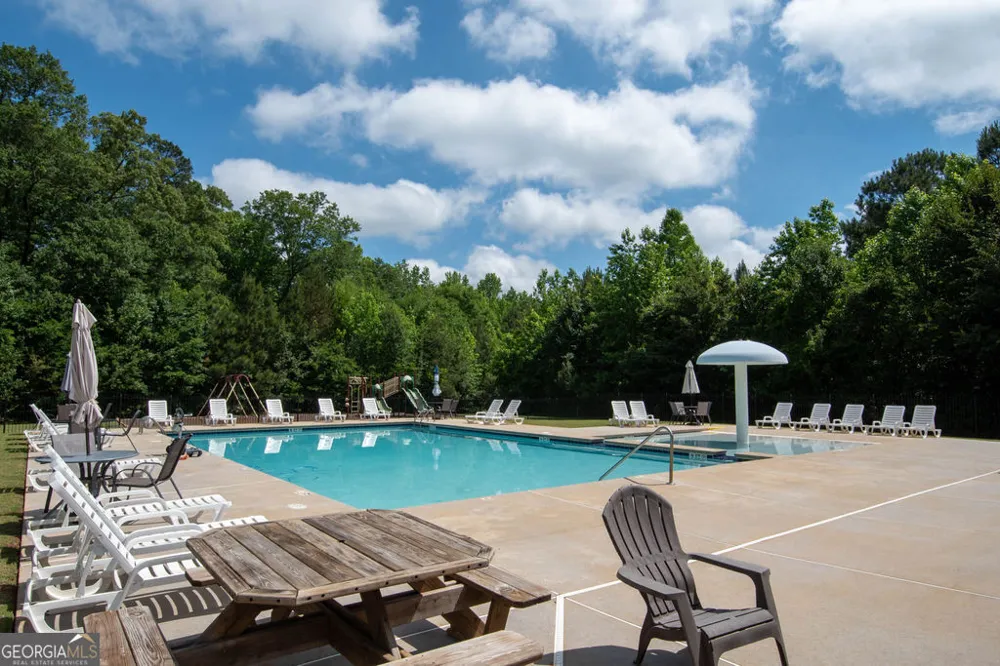 128 Windsor CT Williamson, GA 30292