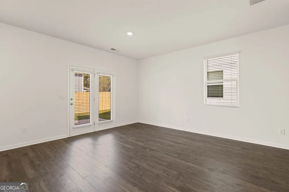 11993 Aukerman WAY Hampton, GA 30228
