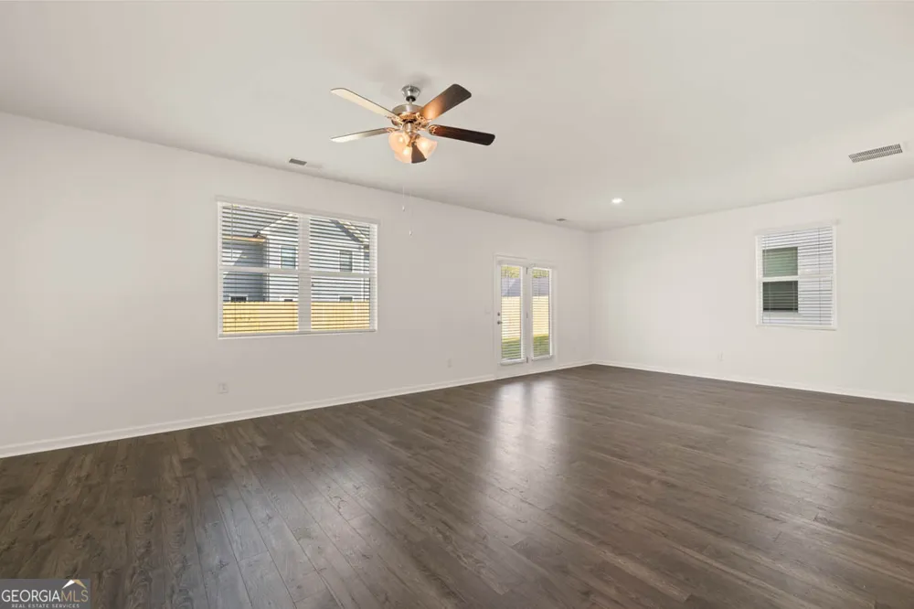 11993 Aukerman WAY Hampton, GA 30228