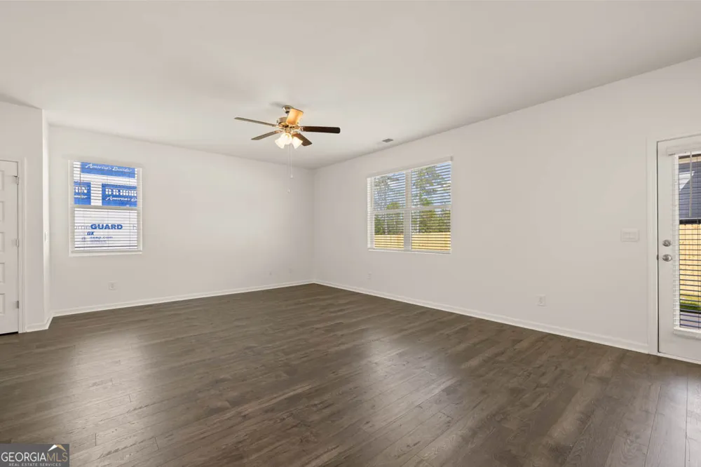 11993 Aukerman WAY Hampton, GA 30228