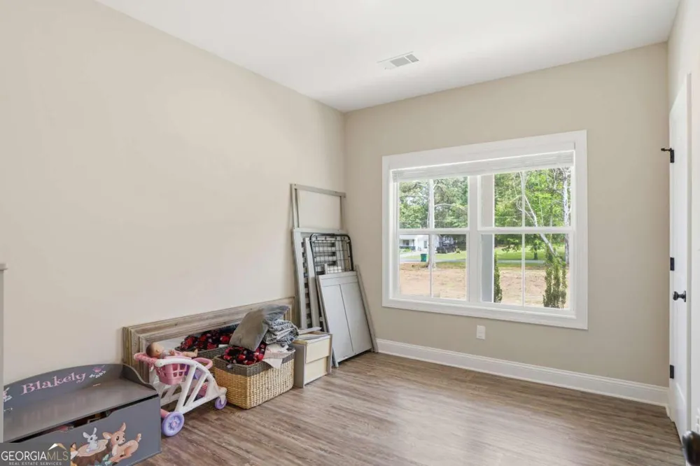 64 Bradley TRL Kingston, GA 30145