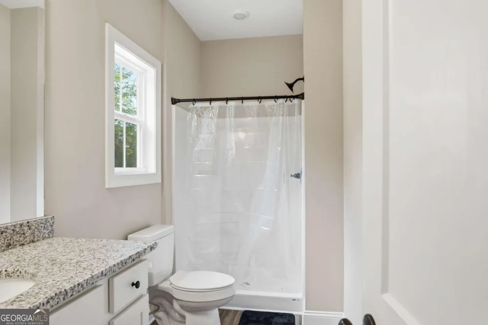 64 Bradley TRL Kingston, GA 30145