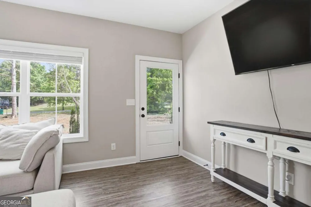 64 Bradley TRL Kingston, GA 30145