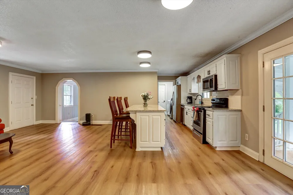1095 Athens RD Winterville, GA 30683