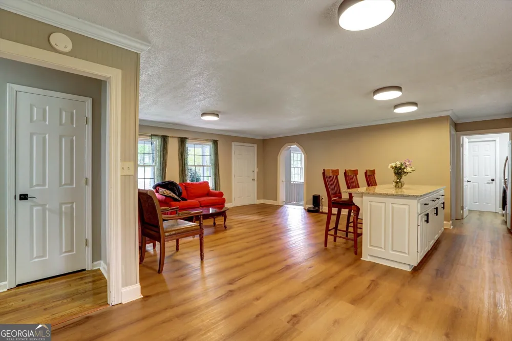 1095 Athens RD Winterville, GA 30683