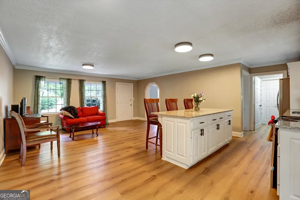 1095 Athens RD Winterville, GA 30683