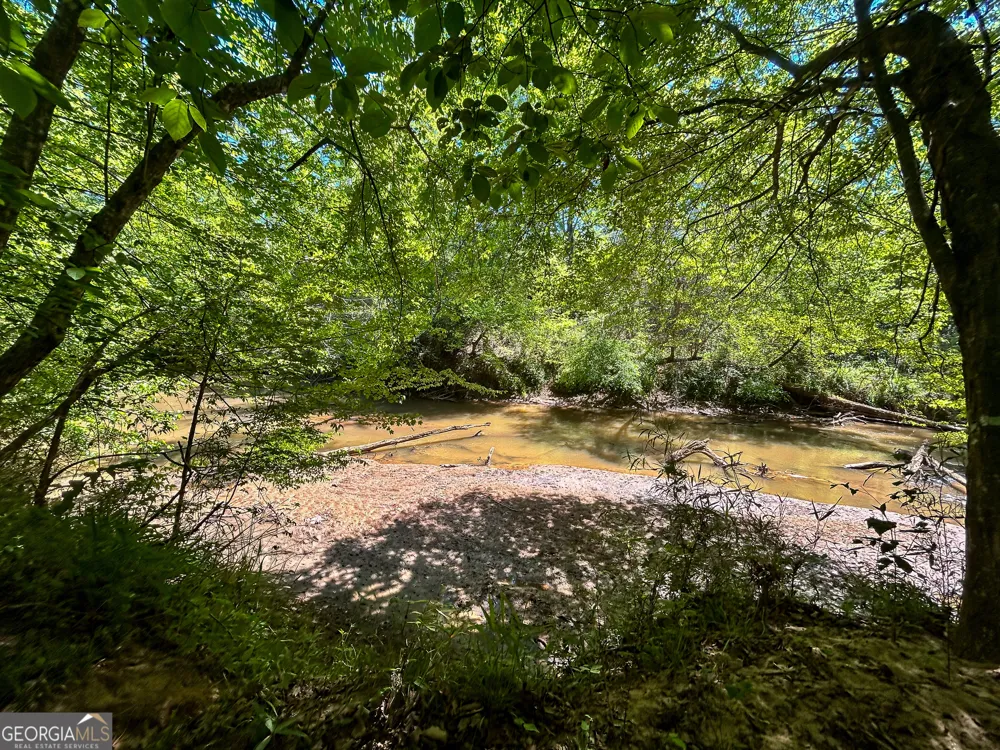 298 Hudson River DR Commerce, GA 30530