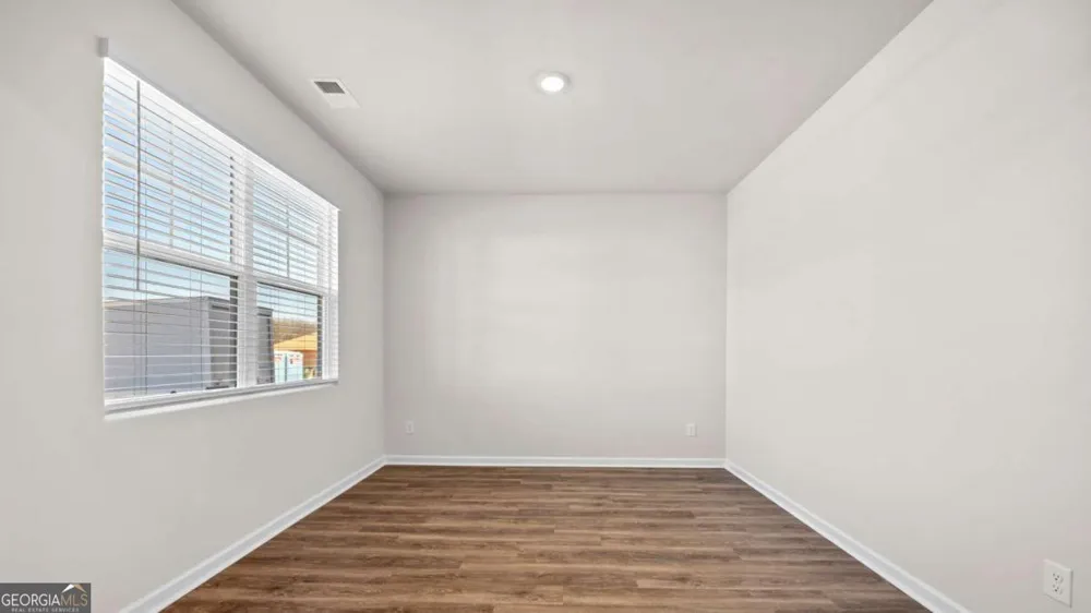 201 Defilippe DR Statham, GA 30666
