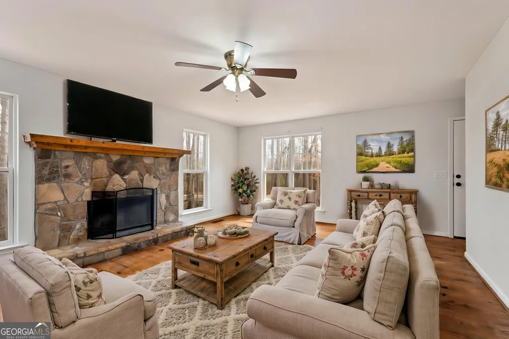 115 Rock Quarry DR Danielsville, GA 30633