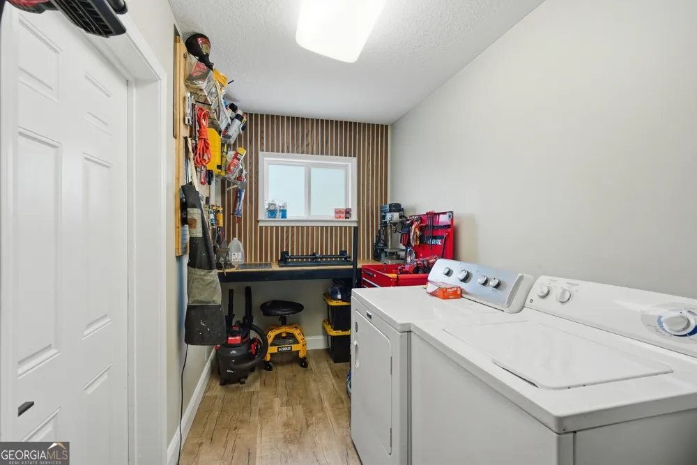 2448 Ware ST Blackshear, GA 31516
