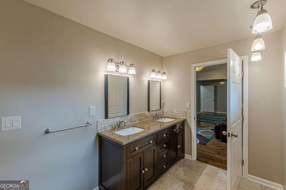 224 Birch ST Hapeville, GA 30354