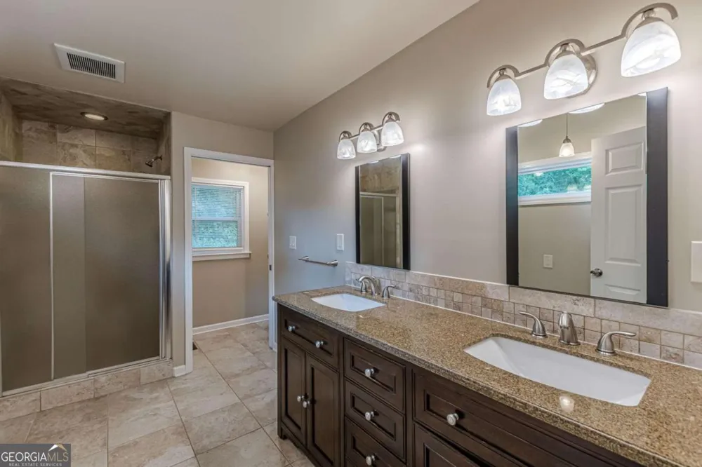 224 Birch ST Hapeville, GA 30354
