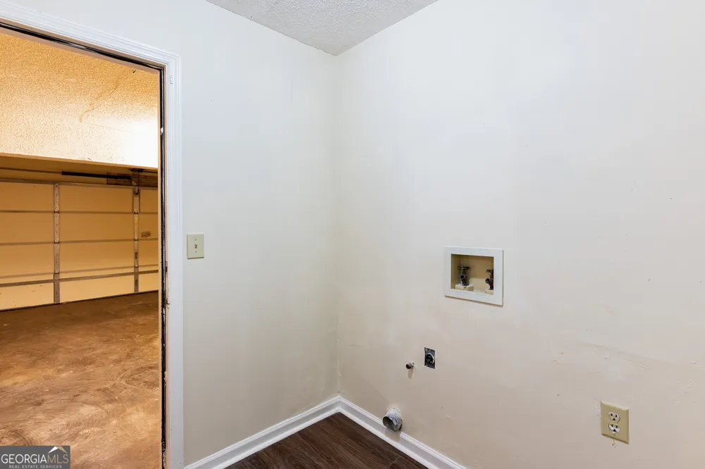 3821 Rex Mill SQ Rex, GA 30273