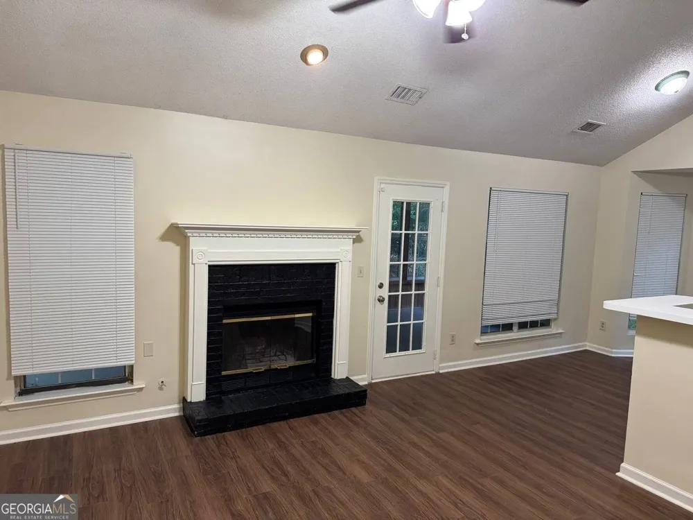 3821 Rex Mill SQ Rex, GA 30273
