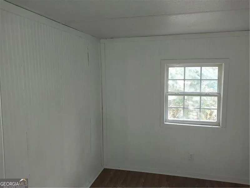 64 Luther Knight RD Cartersville, GA 30121