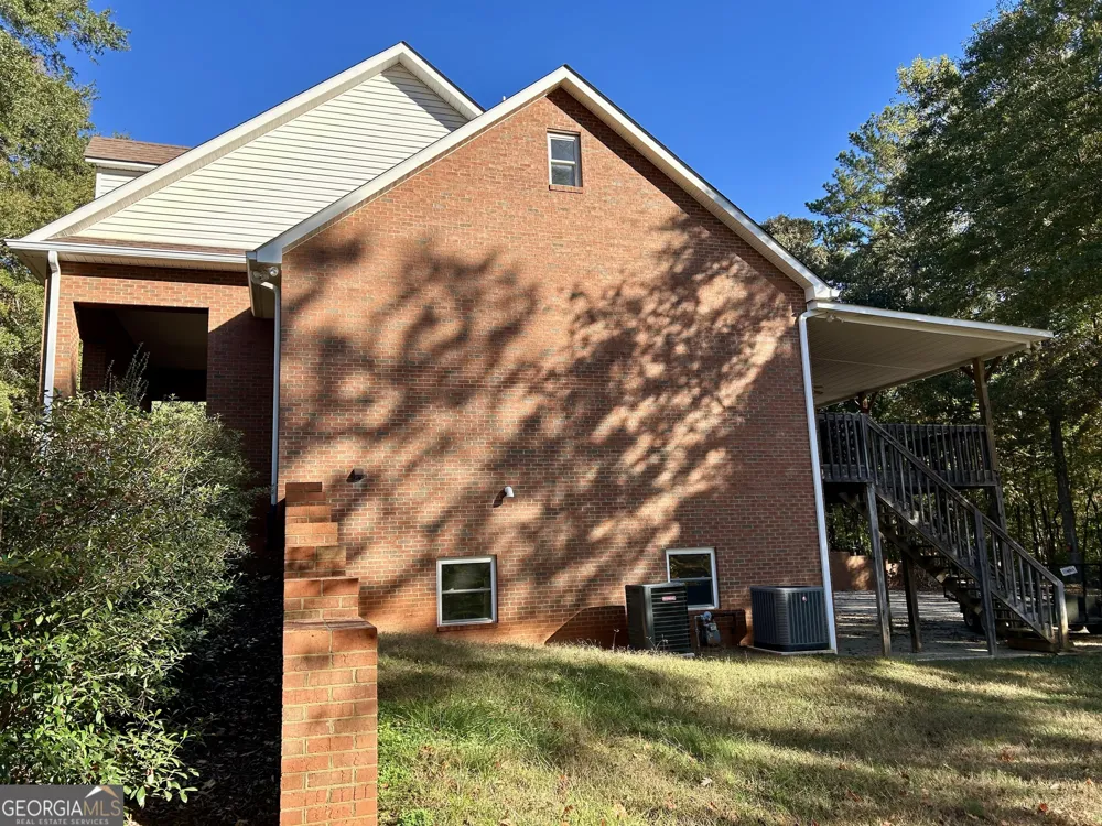 518 Fambrough DR Elberton, GA 30635