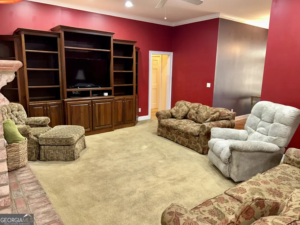 518 Fambrough DR Elberton, GA 30635