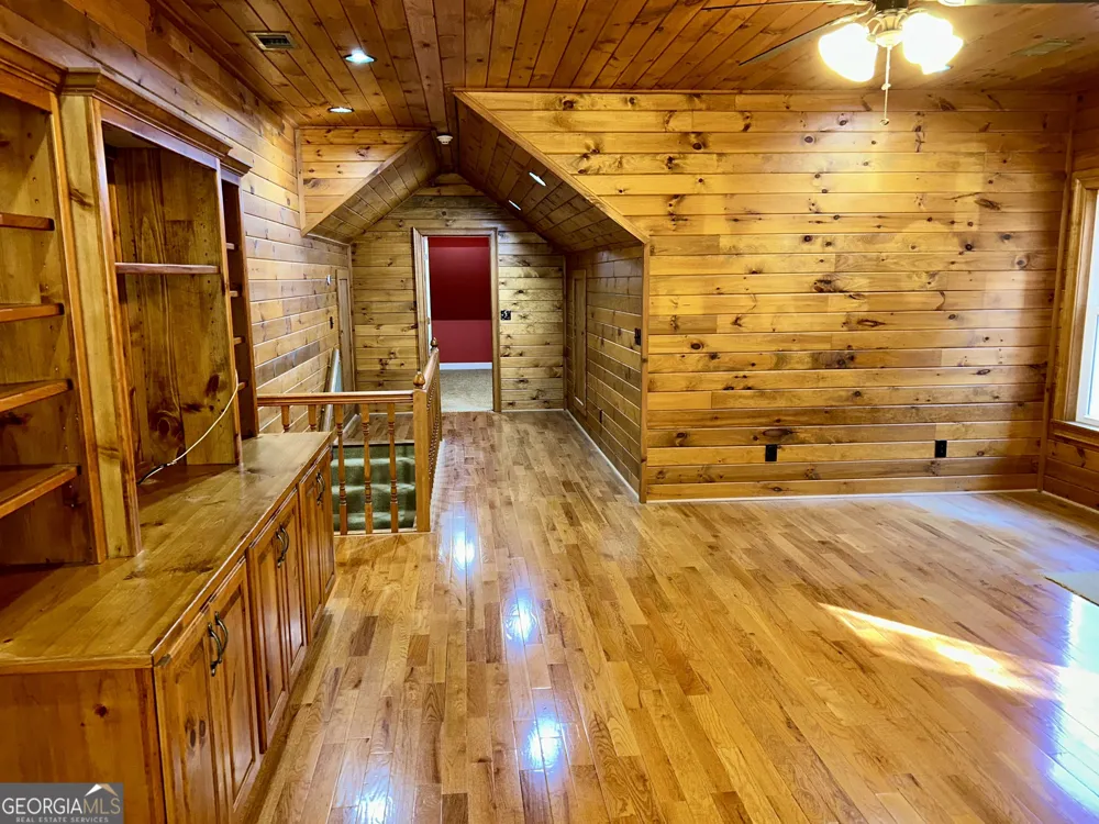 518 Fambrough DR Elberton, GA 30635