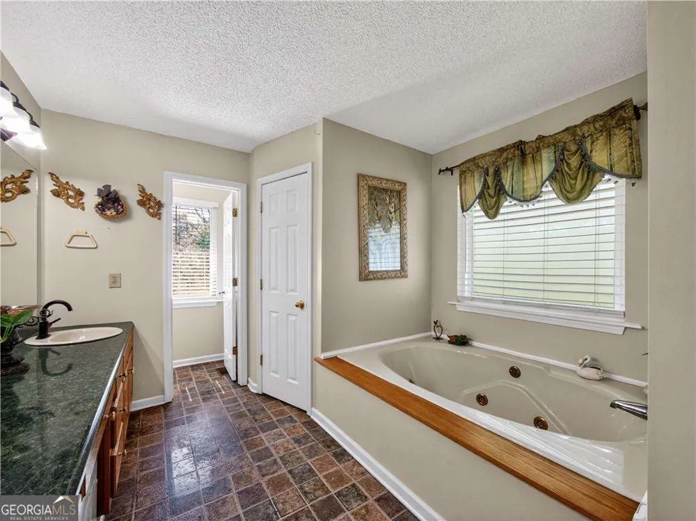 41 Terrace CT Chatsworth, GA 30705