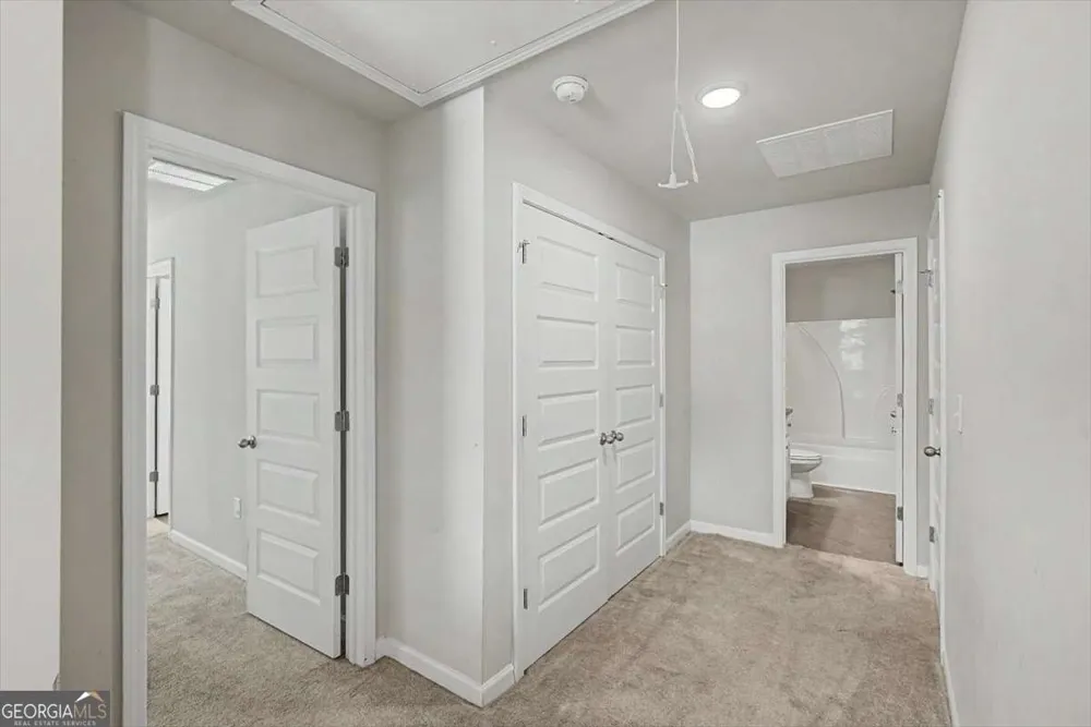212 Mcginnis CIR Calhoun, GA 30701
